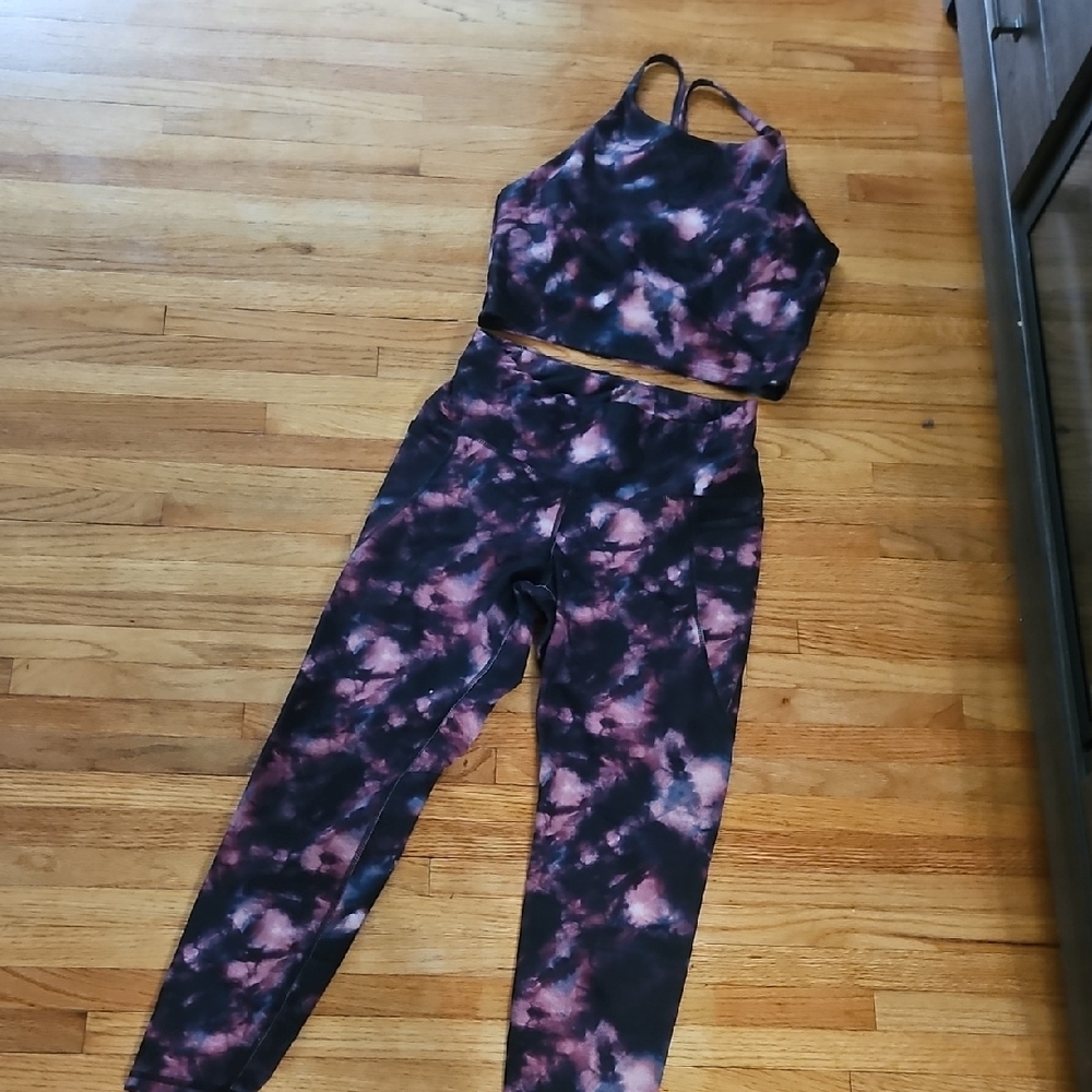Old Navy Women's Black and Pink Tie-Dye Leggings Set